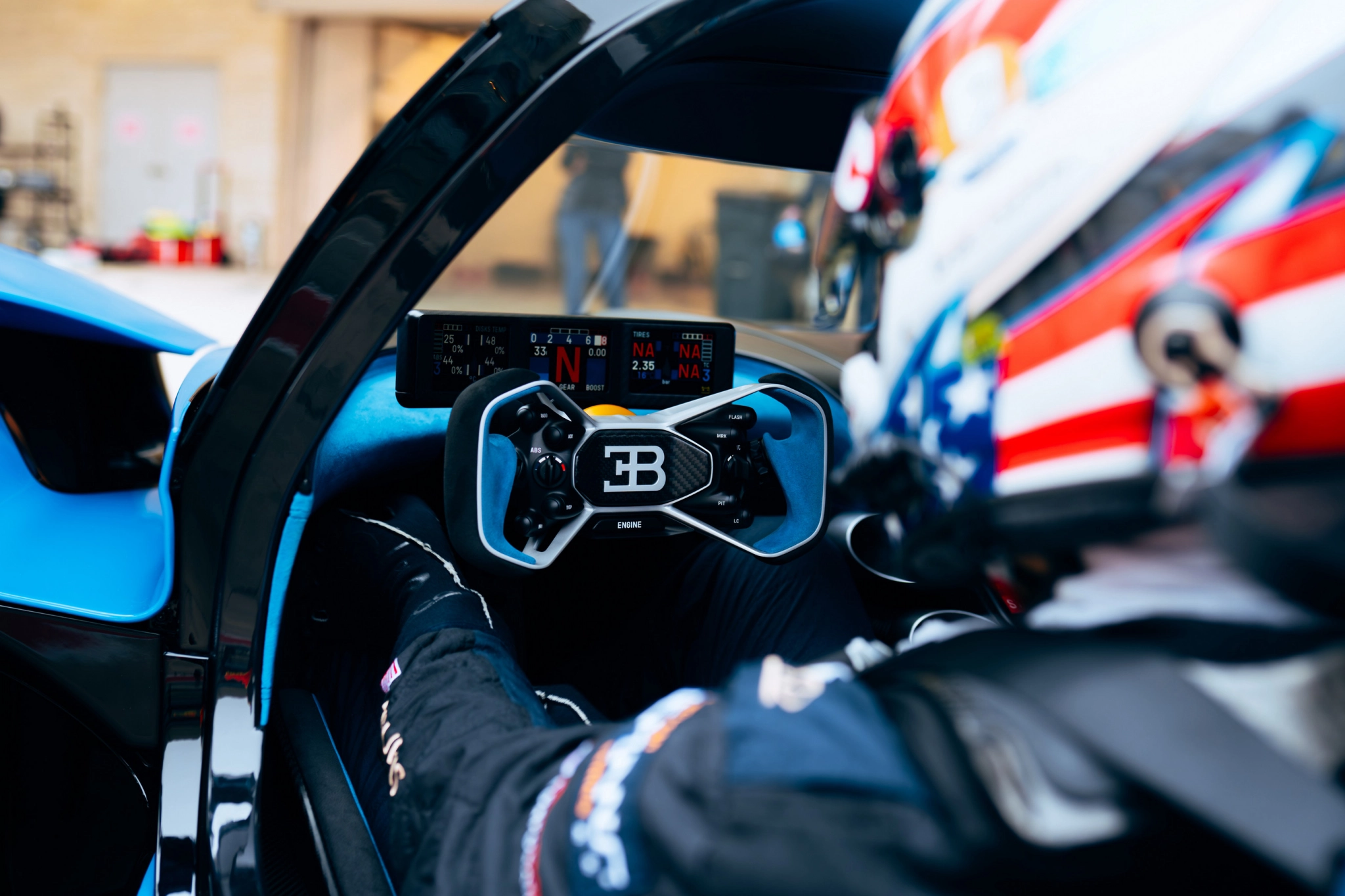 02 BUGATTI BOLIDE at COTA (1)